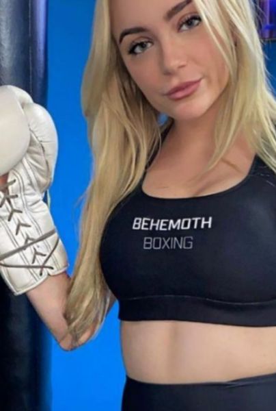 Monique Bovino: La boxeadora que paraliza las redes sociales