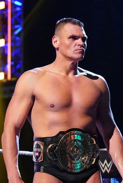 Gunther rompe récord con el campeonato Intercontinental