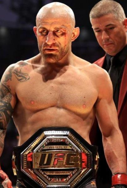 Alexander Volkanovski retó a Conor McGregor a un combate en las 140 libras.